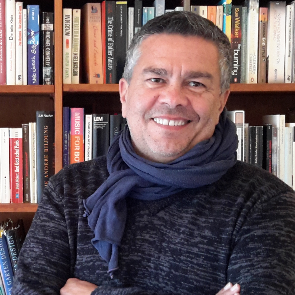 Qualified and Professional Guide; Tour Guide; Tourist Guide; Certified Tourism Guides, Official list of Tourism Information Professionals of the Autonomous Region of Madeira, in accordance with the ordinance nr 61/2017; visitmadeira.pt; SNATTI; Walking Tours, Cultural Tours, Sightseeing Tours; Bust Tours, Coach Tours, Best Tour Guides, Top Tour Guides, Madeira; Portugal