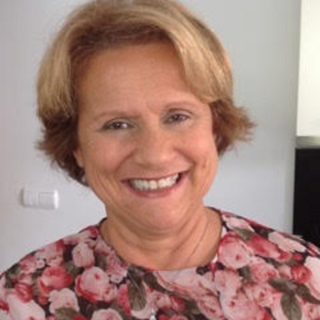 Qualified and Professional Guide; Tour Guide; Tourist Guide; Certified Tourism Guides, Official list of Tourism Information Professionals of the Autonomous Region of Madeira, in accordance with the ordinance nr 61/2017; visitmadeira.pt; SNATTI; Walking Tours, Cultural Tours, Sightseeing Tours; Bust Tours, Coach Tours, Best Tour Guides, Top Tour Guides, Madeira; Portugal