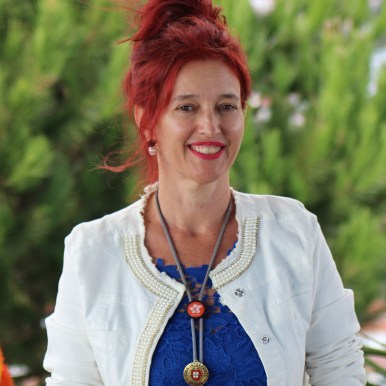 Qualified and Professional Guide; Tour Guide; Tourist Guide; Certified Tourism Guides, Official list of Tourism Information Professionals of the Autonomous Region of Madeira, in accordance with the ordinance nr 61/2017; visitmadeira.pt; SNATTI; Walking Tours, Cultural Tours, Sightseeing Tours; Bust Tours, Coach Tours, Best Tour Guides, Top Tour Guides, Madeira; Portugal