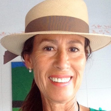 Qualified and Professional Guide; Tour Guide; Tourist Guide; Certified Tourism Guides, Official list of Tourism Information Professionals of the Autonomous Region of Madeira, in accordance with the ordinance nr 61/2017; visitmadeira.pt; SNATTI; Walking Tours, Cultural Tours, Sightseeing Tours; Bust Tours, Coach Tours, Best Tour Guides, Top Tour Guides, Madeira; Portugal