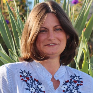 Qualified and Professional Guide; Tour Guide; Tourist Guide; Certified Tourism Guides, Official list of Tourism Information Professionals of the Autonomous Region of Madeira, in accordance with the ordinance nr 61/2017; visitmadeira.pt; SNATTI; Walking Tours, Cultural Tours, Sightseeing Tours; Bust Tours, Coach Tours, Best Tour Guides, Top Tour Guides, Madeira; Portugal